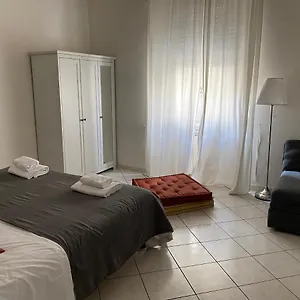 Apartment Sirtori 24, Florence