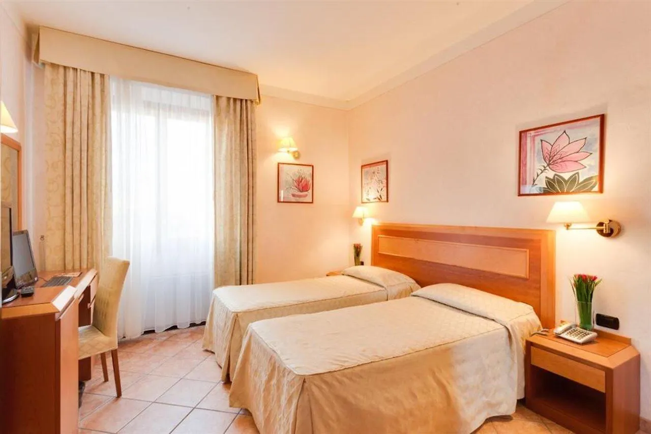 Hotel Mia Cara & Spa Firenze 3*,