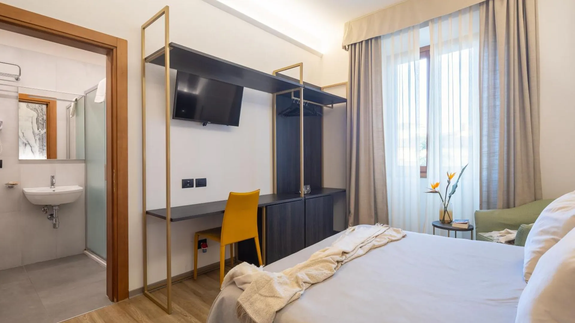 Hotel Mia Cara & Spa Florence 3*,  Italy